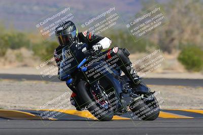 media/Nov-05-2022-SoCal Trackdays (Sat) [[f8d9b725ab]]/Turn 5 (940am)/